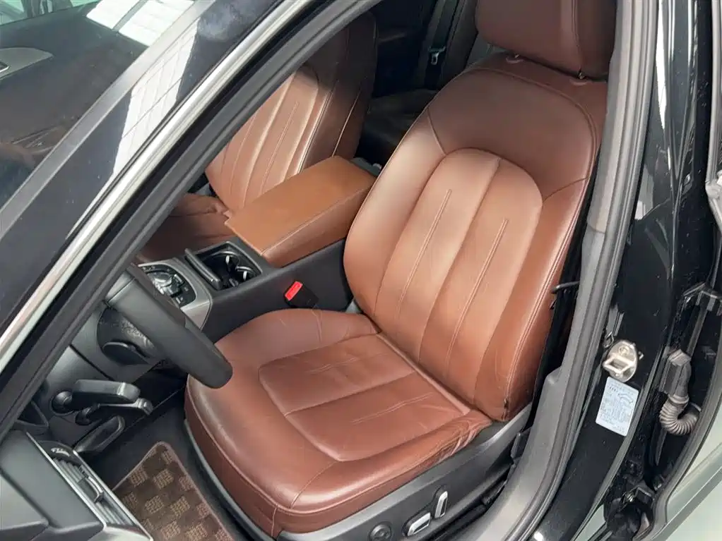Audi A6L 2018 30th Anniversary 45 TFSI quattro Sport фото 12