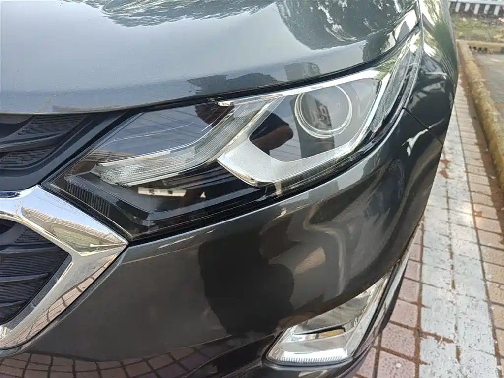 Chevrolet Equinox 2019 535T Auto Galloping Edition China V фото 24