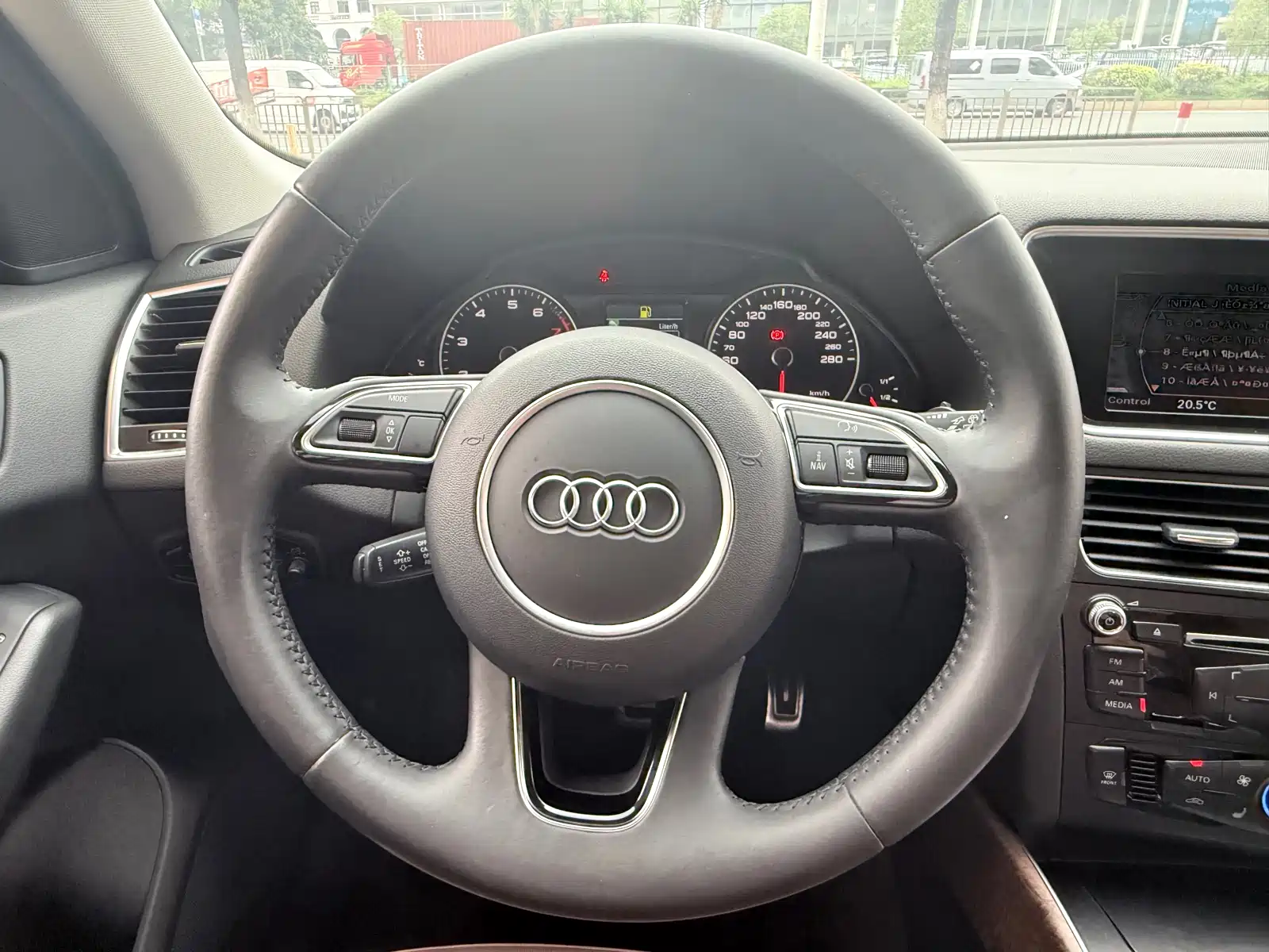 Фото 8 - Audi Q5 (Import)