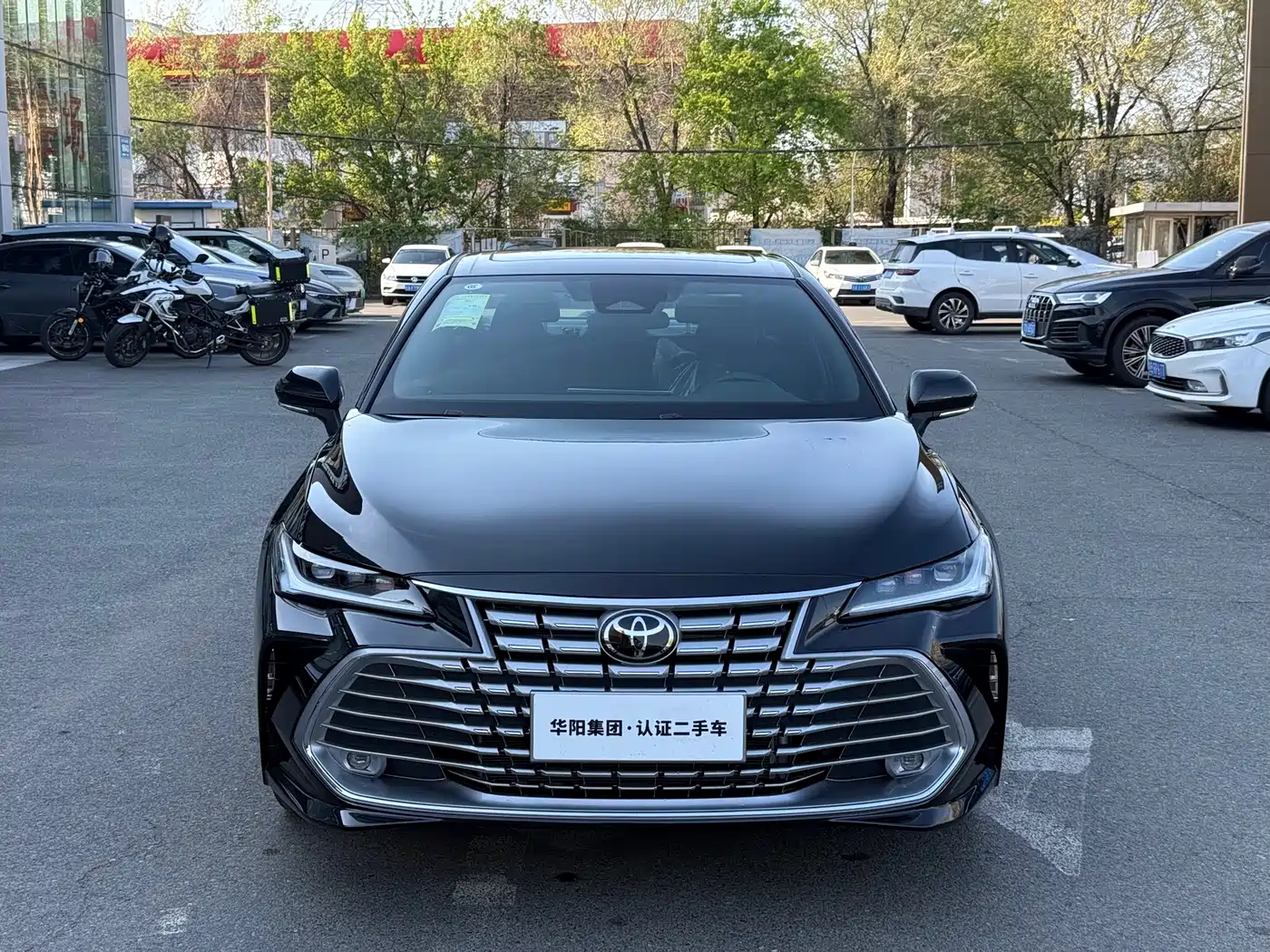Toyota Avalon 2024 Model 2.0L Progressive Edition фото 2