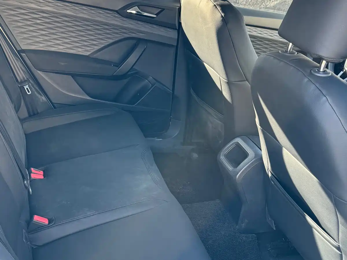 Volkswagen Tharu 2022 280TSI 2WD Comfort фото 11
