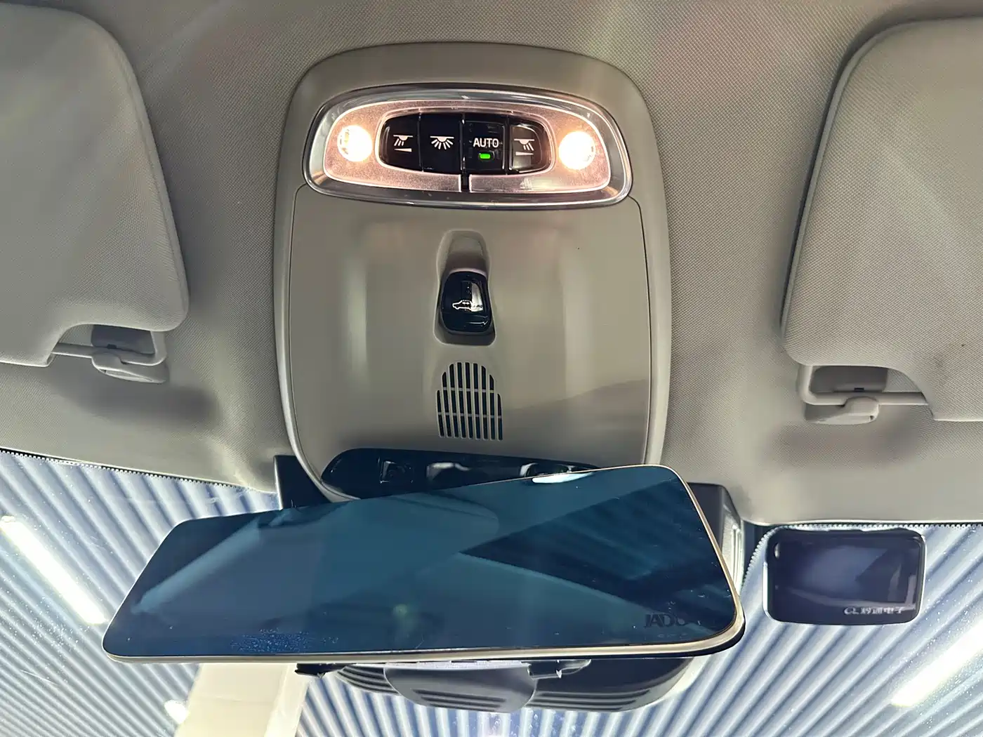 Volvo XC90 2018 T6 Inscription 7-seater фото 8