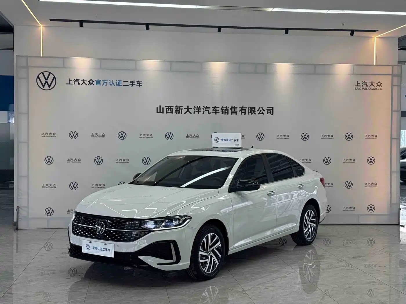 Volkswagen Lavida 2024 Model 300TSI DSG Starlight Leading Edition