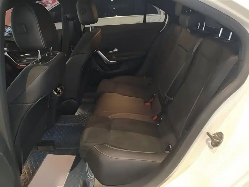 MERCEDES-BENZ CLASS A