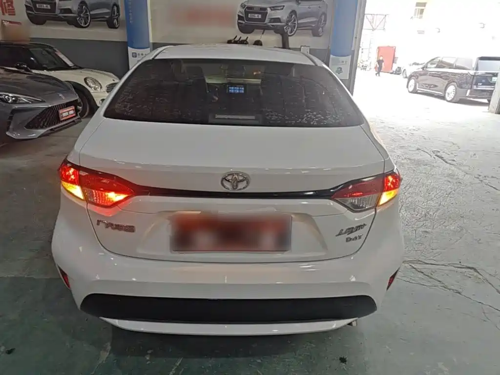 Toyota Levin 2022 185T CVT Luxury Edition фото 6