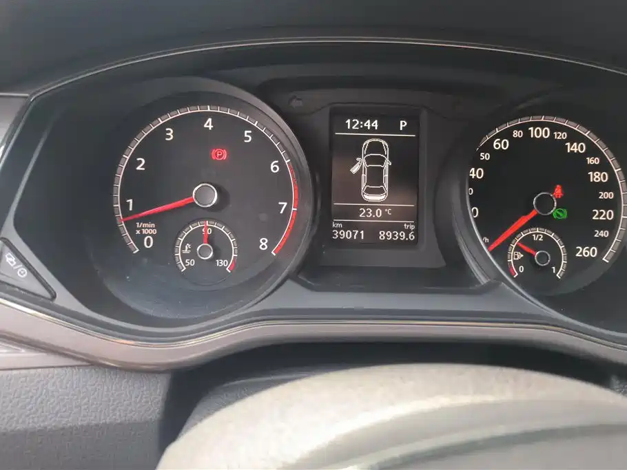 Volkswagen Passat 2017 330TSI DSG Prestige фото 14