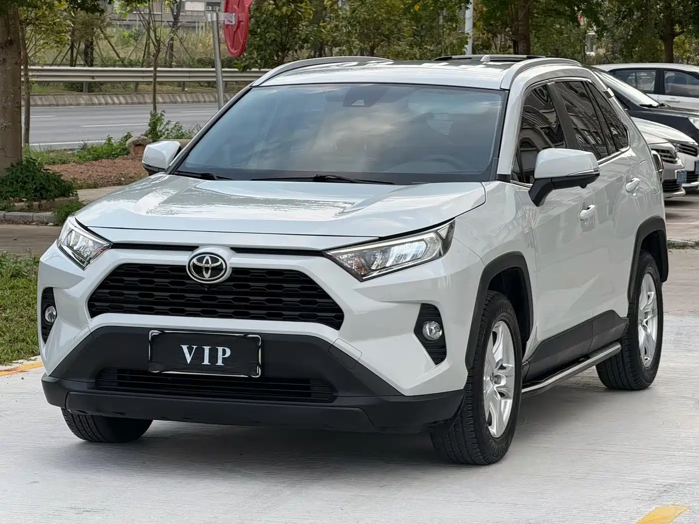 TOYOTA RAV4 RONGFANG