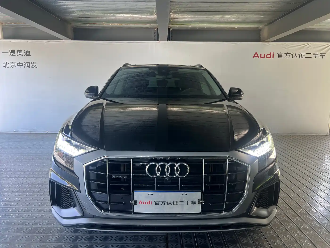 Audi Q8 2022 55 TFSI Luxury Dynamic фото 2