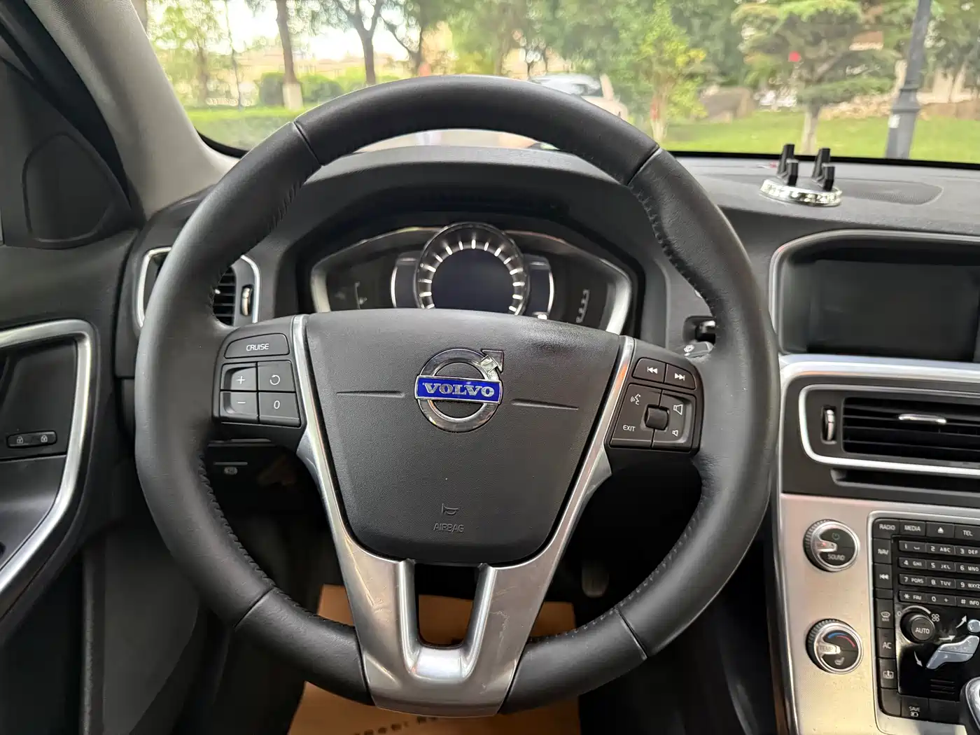 Volvo S60 Plug-in Hybrid 2016 2015 S60L E-Drive Hybrid T6 Intelligent Edition
