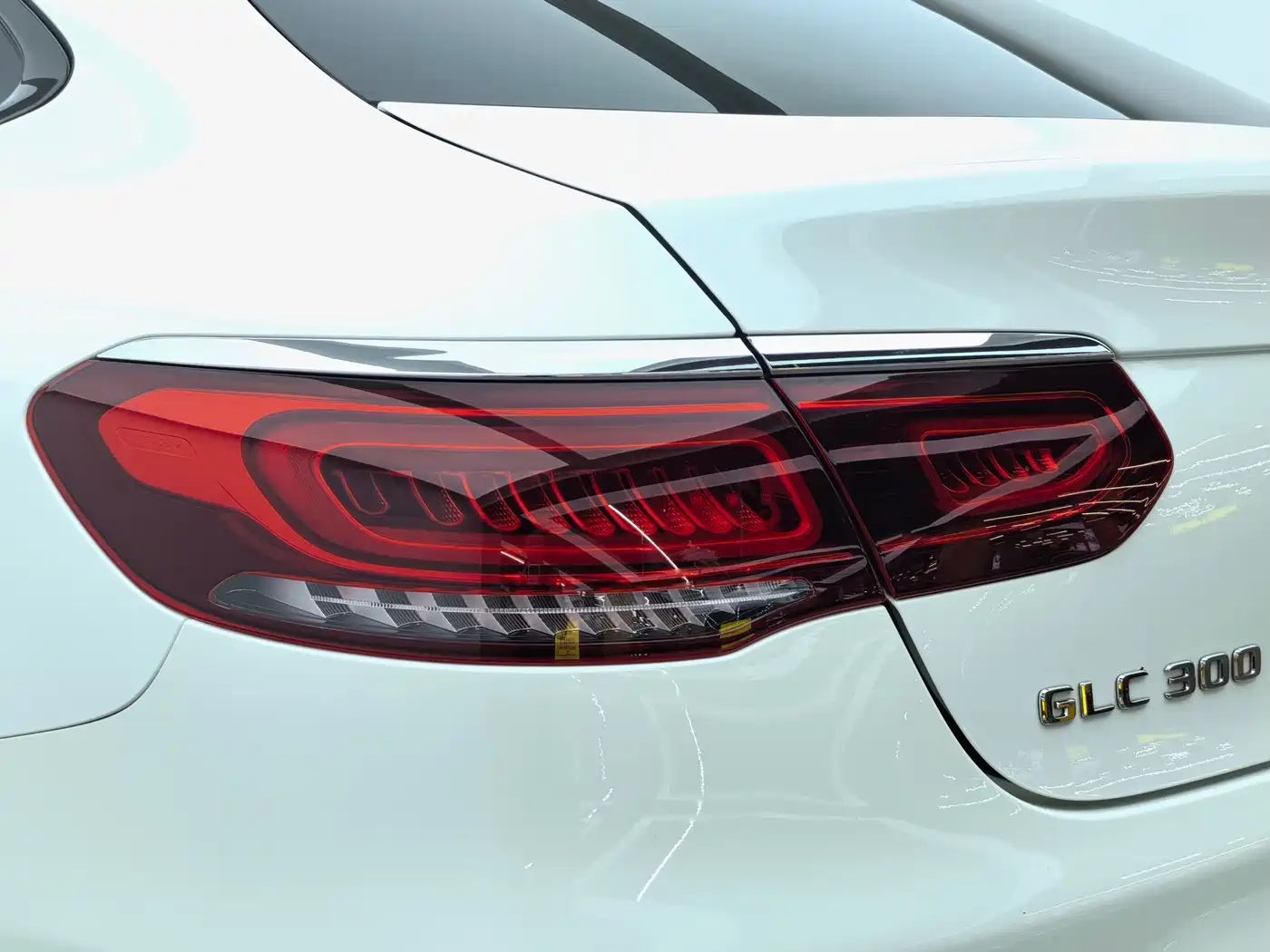 Mercedes-Benz GLC Coupe 2020 GLC 300 4MATIC Coupe SUV фото 10