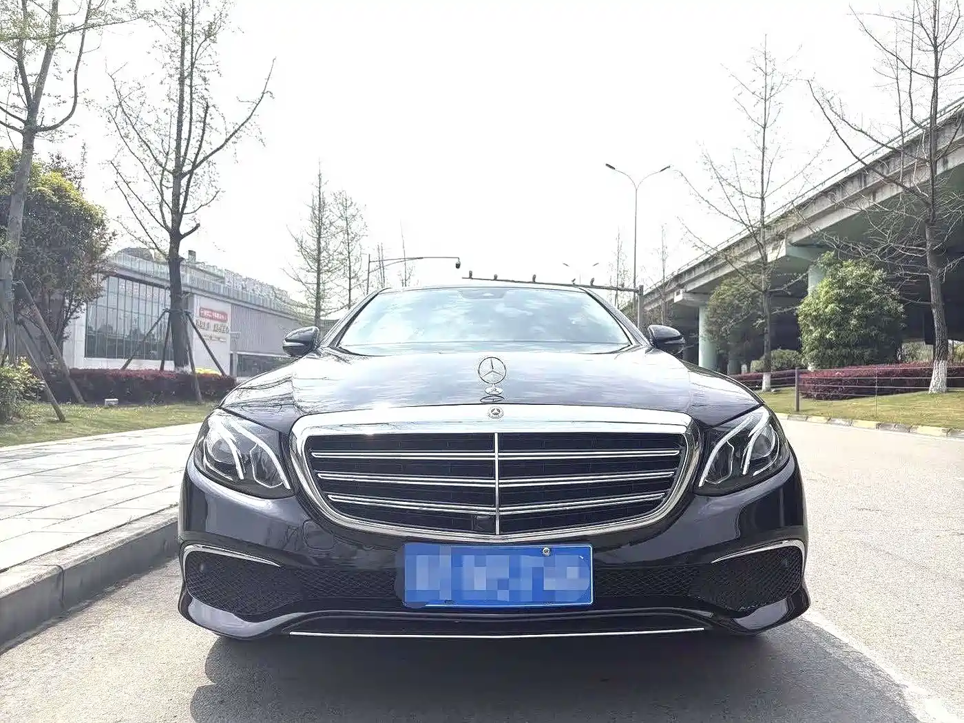Mercedes-Benz E-Class 2017 E 300 L Sport Luxury фото 2