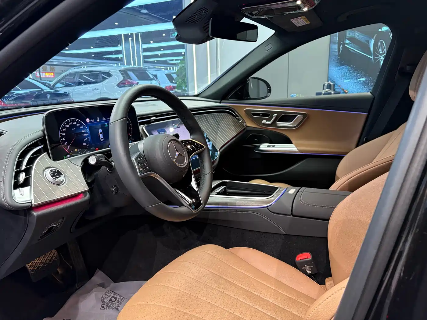 Mercedes-Benz E-Class 2025 E 300 L Fashion фото 4