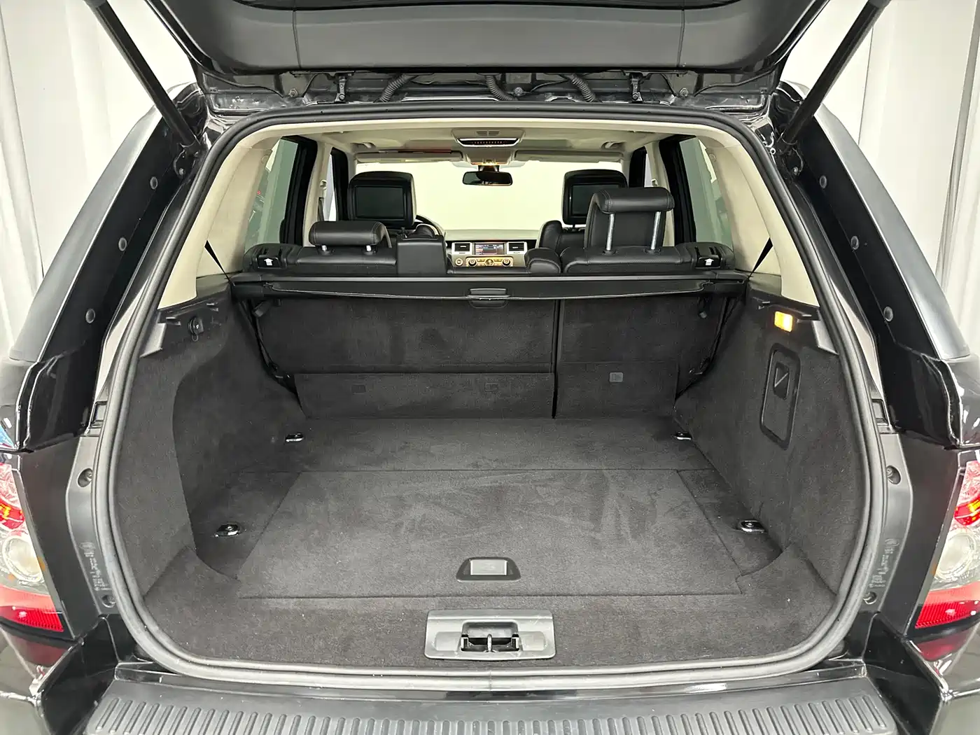 Land Rover Range Rover Sport 2013 5.0 NA V8 HSE фото 46