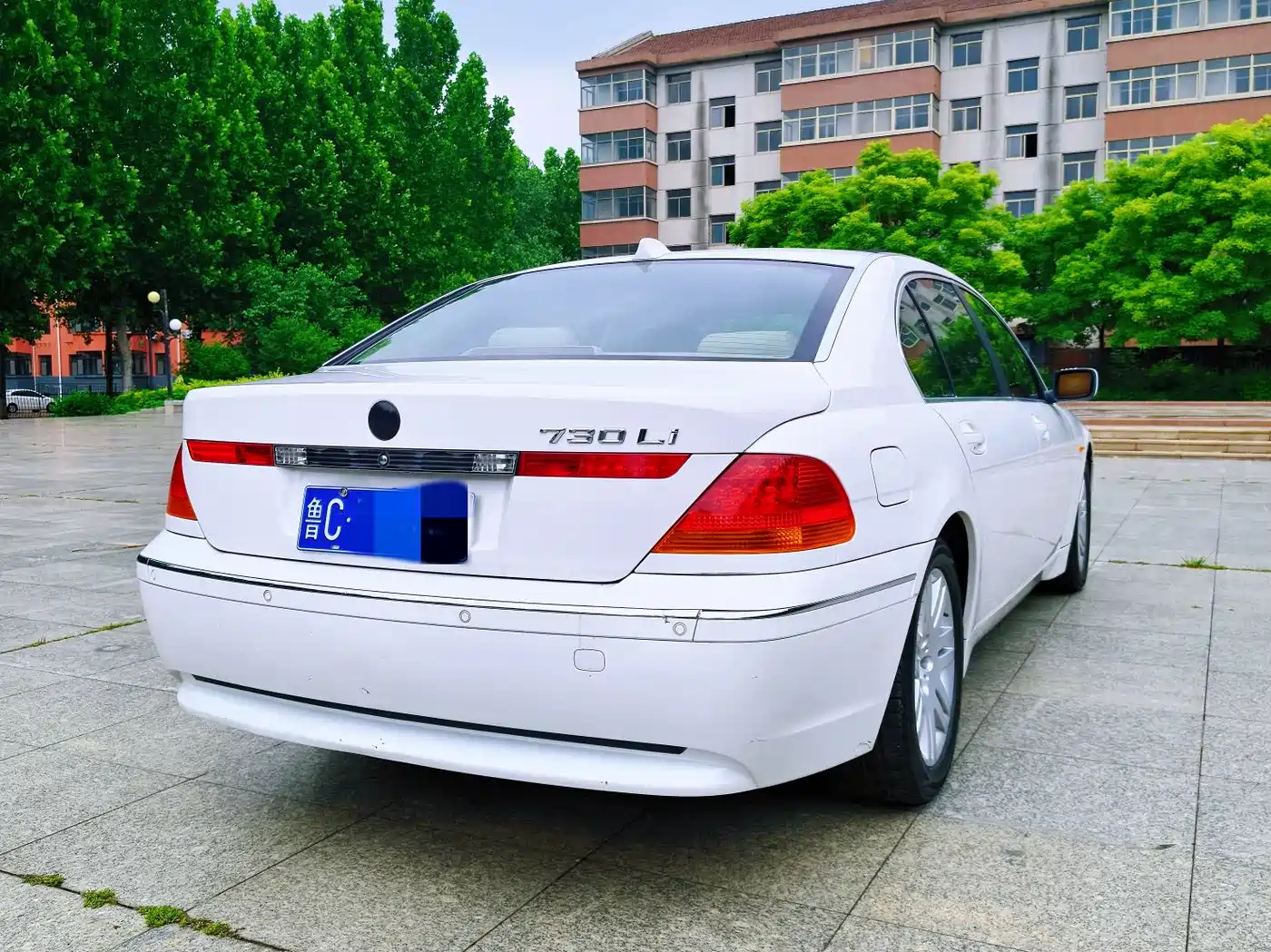 BMW 7 Series 2005 Model 730Li фото 15