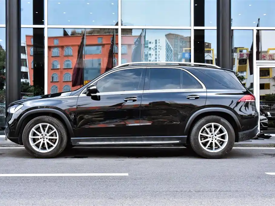 Mercedes-Benz GLE 2020 Facelift GLE 350 4MATIC Fashion Special Edition фото 5