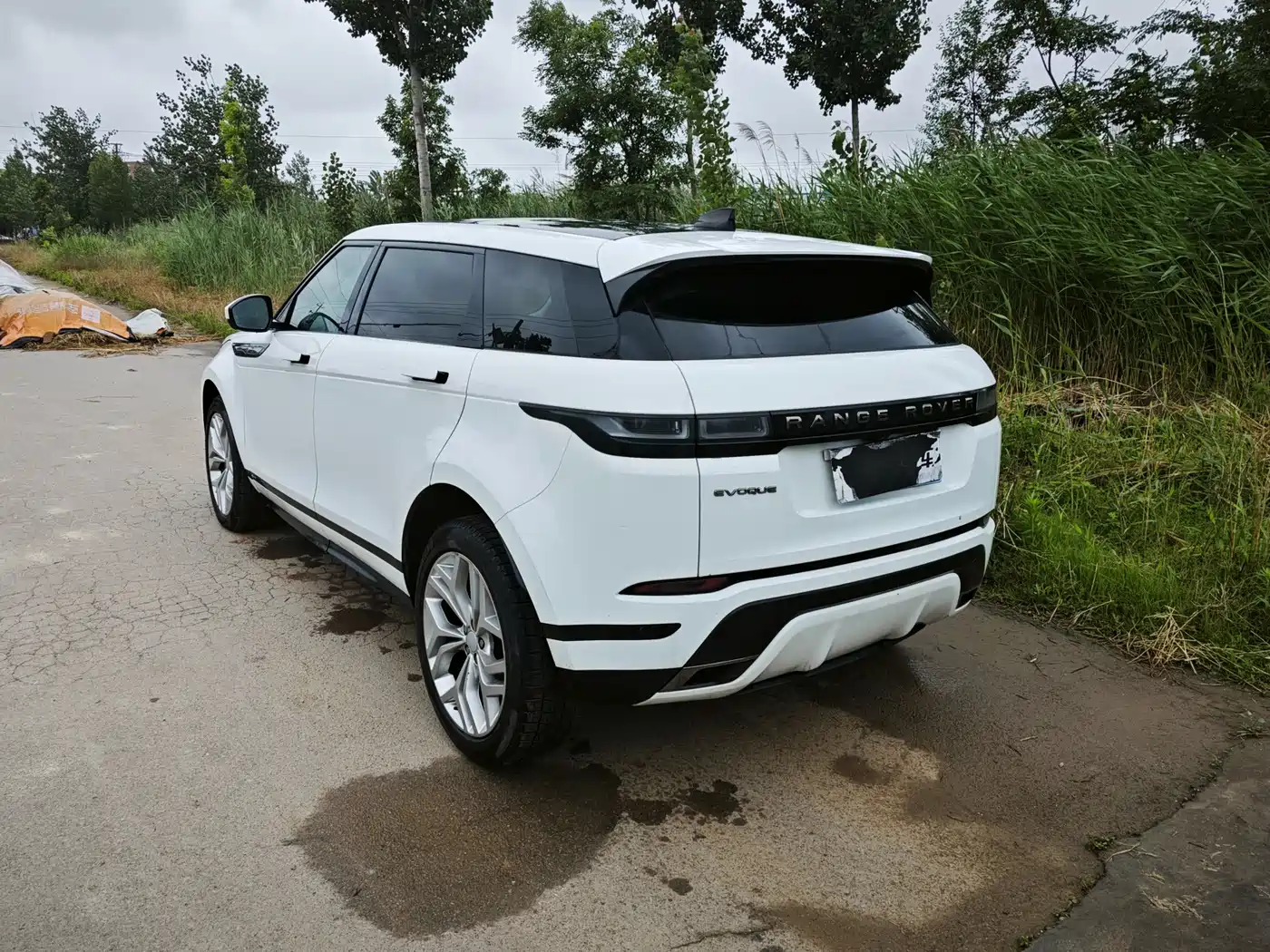 Land Rover Range Rover Evoque 2022 Range Rover Evoque L 200PS R-Dynamic Standard Elite Edition фото 7