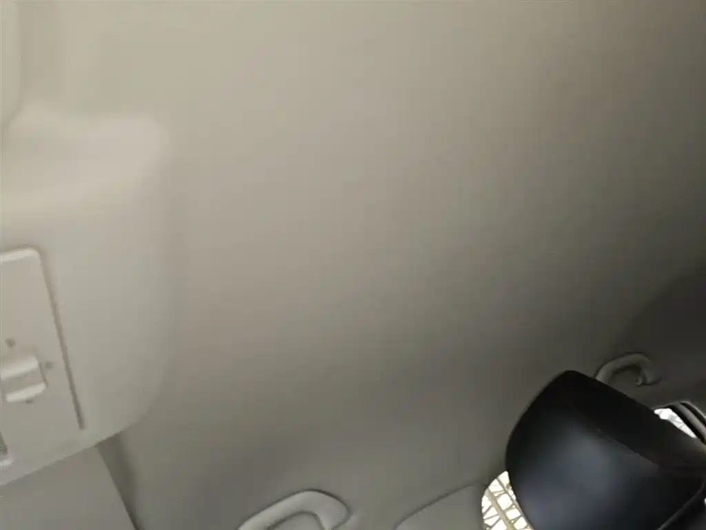 Volkswagen Polo 2018 1.5L Auto Safe Drive фото 18