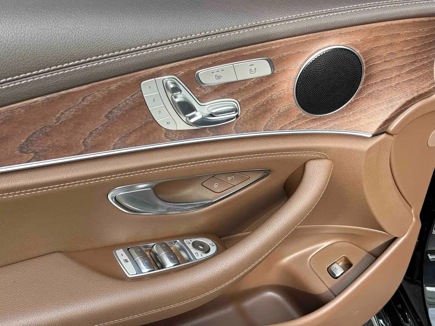 Mercedes-Benz E-Class 2021 Facelift E 300 L Sport Fashion фото 11