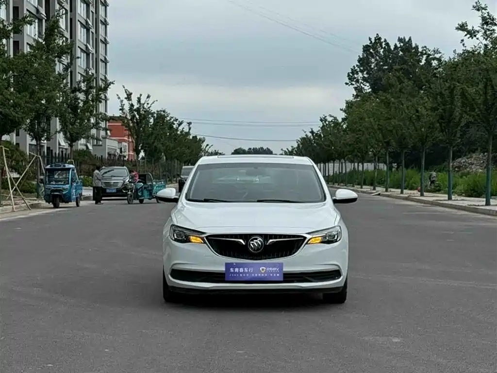 Buick Excelle 2021 Exemplar 1.5L Auto Elite фото 2