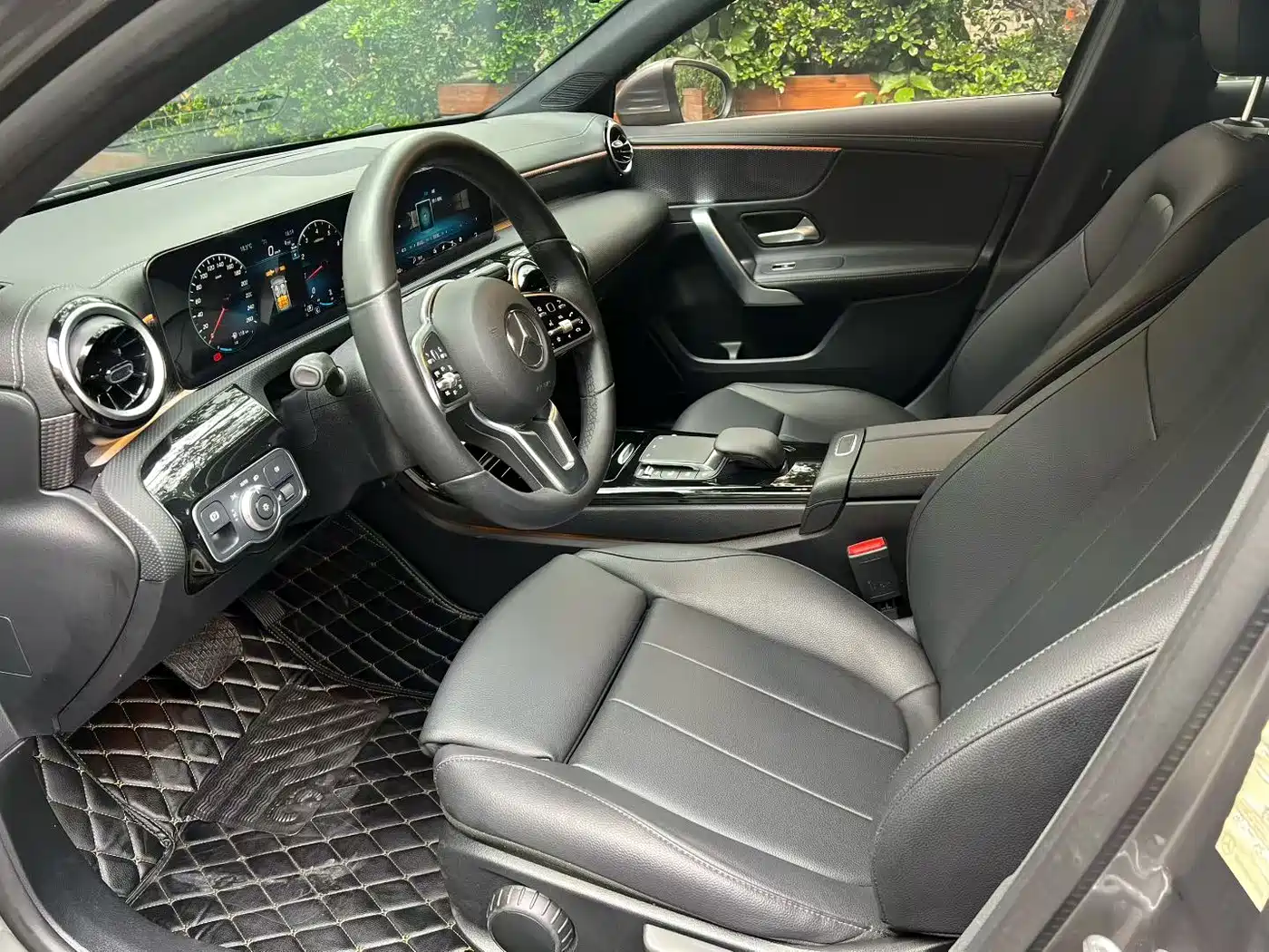 Mercedes-Benz A-Class 2022 Facelift A 200 L Sport Sedan Dynamic фото 4