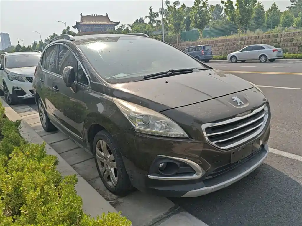 Peugeot 3008 2015 2.0L Automatic Trend Edition фото 4
