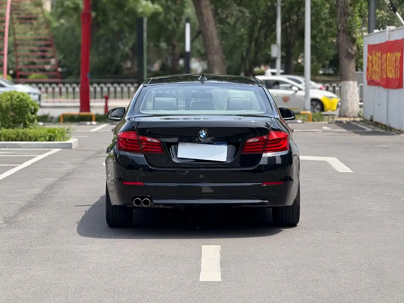 BMW 5 Series 2012 520Li Elegance фото 17