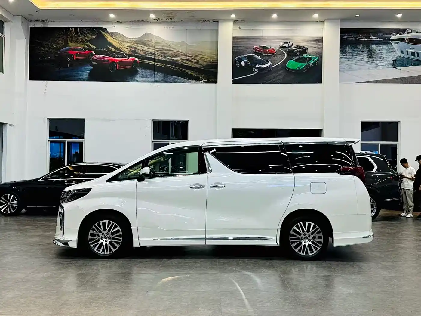 Toyota Alphard 2015 3.5L Luxury Edition фото 3