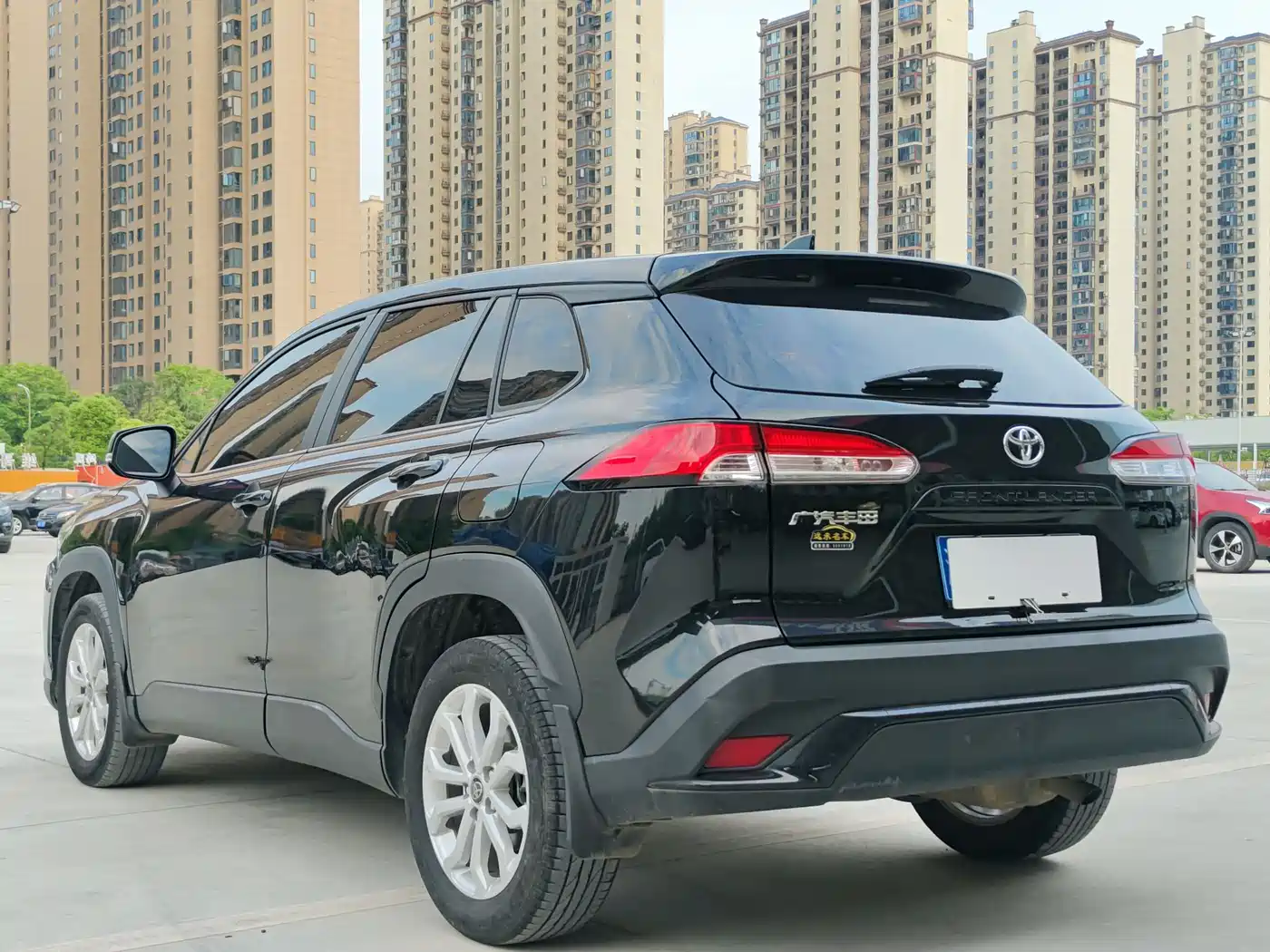 Toyota Frontlander 2022 2.0L CVT Elite фото 5