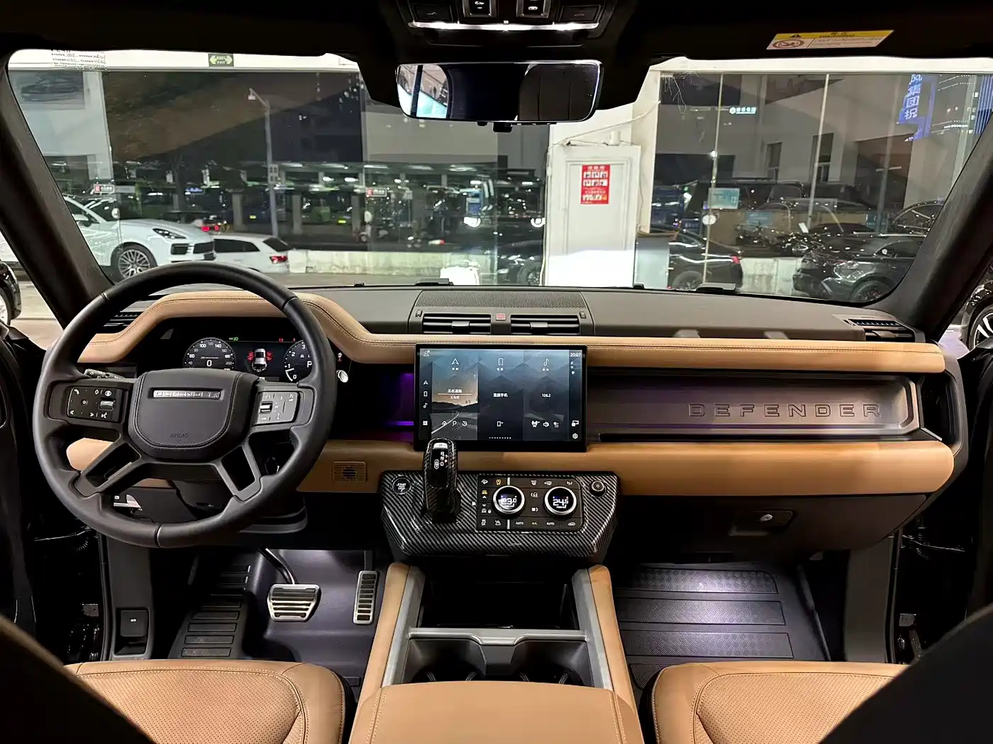 Land Rover Defender 2025 110 3.0T P400 -Dynamic HSE фото 9