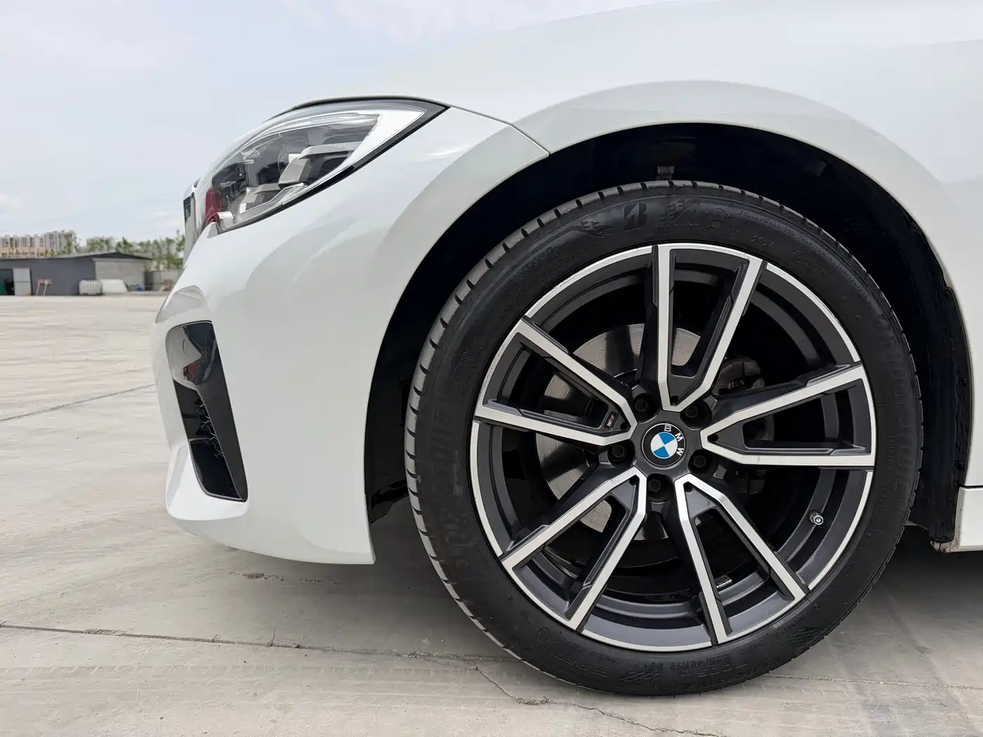 BMW 3 Series 2022 325Li M Sport Package фото 24