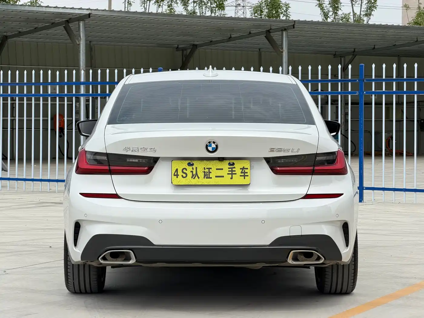 BMW 3 Series 2022 325Li M Sport Package фото 27