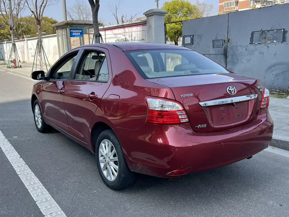 Toyota Vios 2010 Model 1.6L GL-i AT фото 15