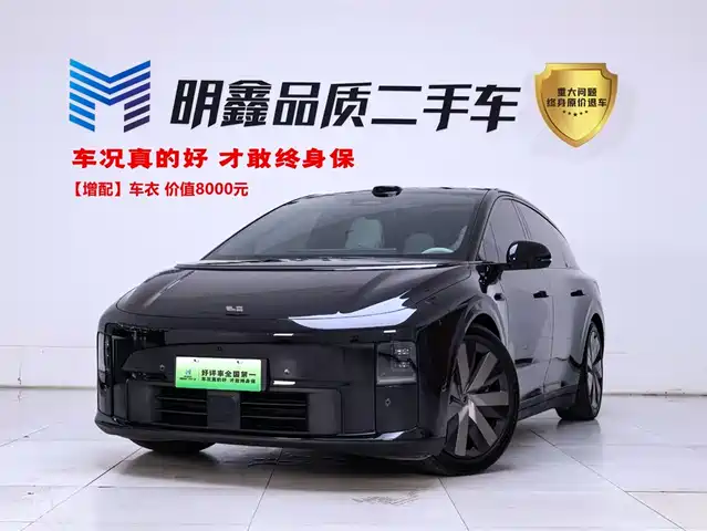 Li Auto i6 2025 4WD Base Model