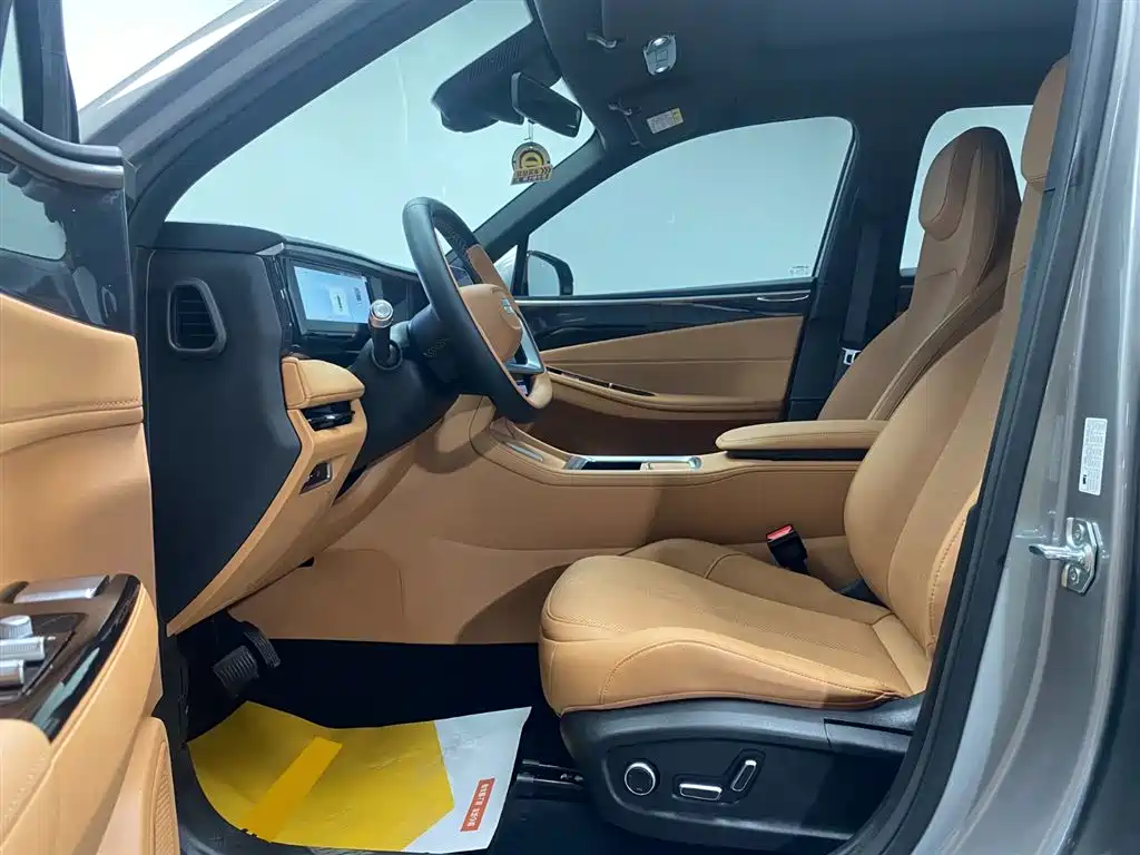 GEELY GALAXY GALAXY L7