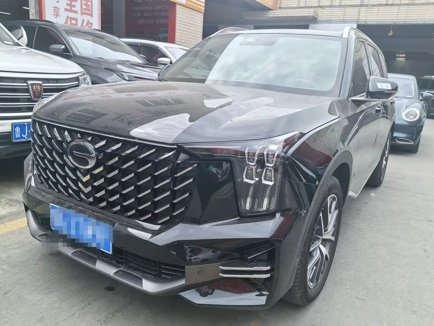 GAC Trumpchi Trumpchi GS8 2024 Navigator Series 2.0TGDI 2WD Luxury Smart Connect Edition