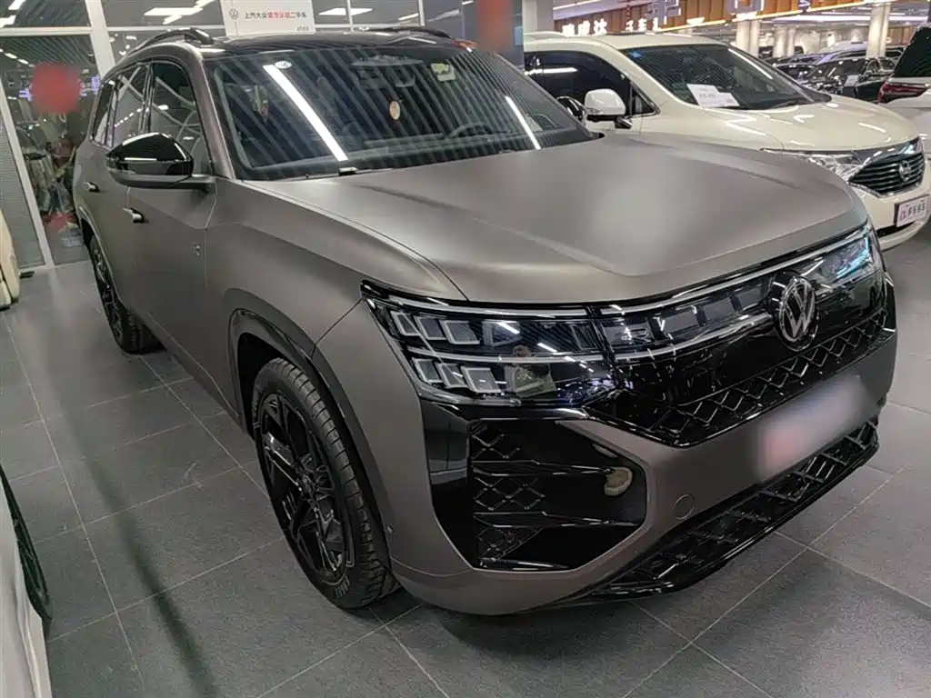 Volkswagen Teramont 2025 Teramont Pro 450TSI 4WD Summit Edition фото 4