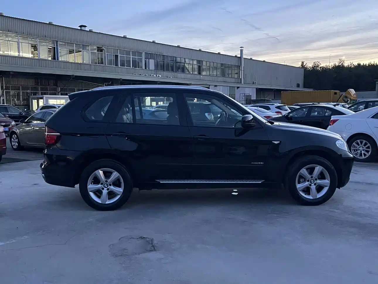BMW X5 (Import) 2011 xDrive35i Leading Edition фото 11
