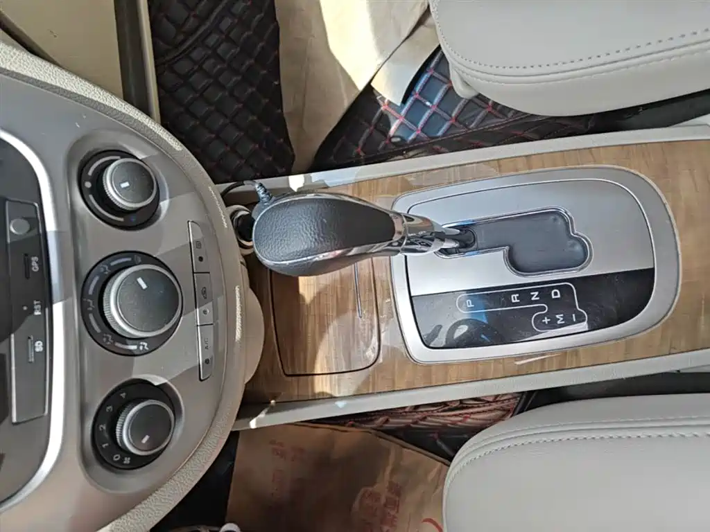 Buick Excelle 2015 1.5L Automatic Premium фото 13