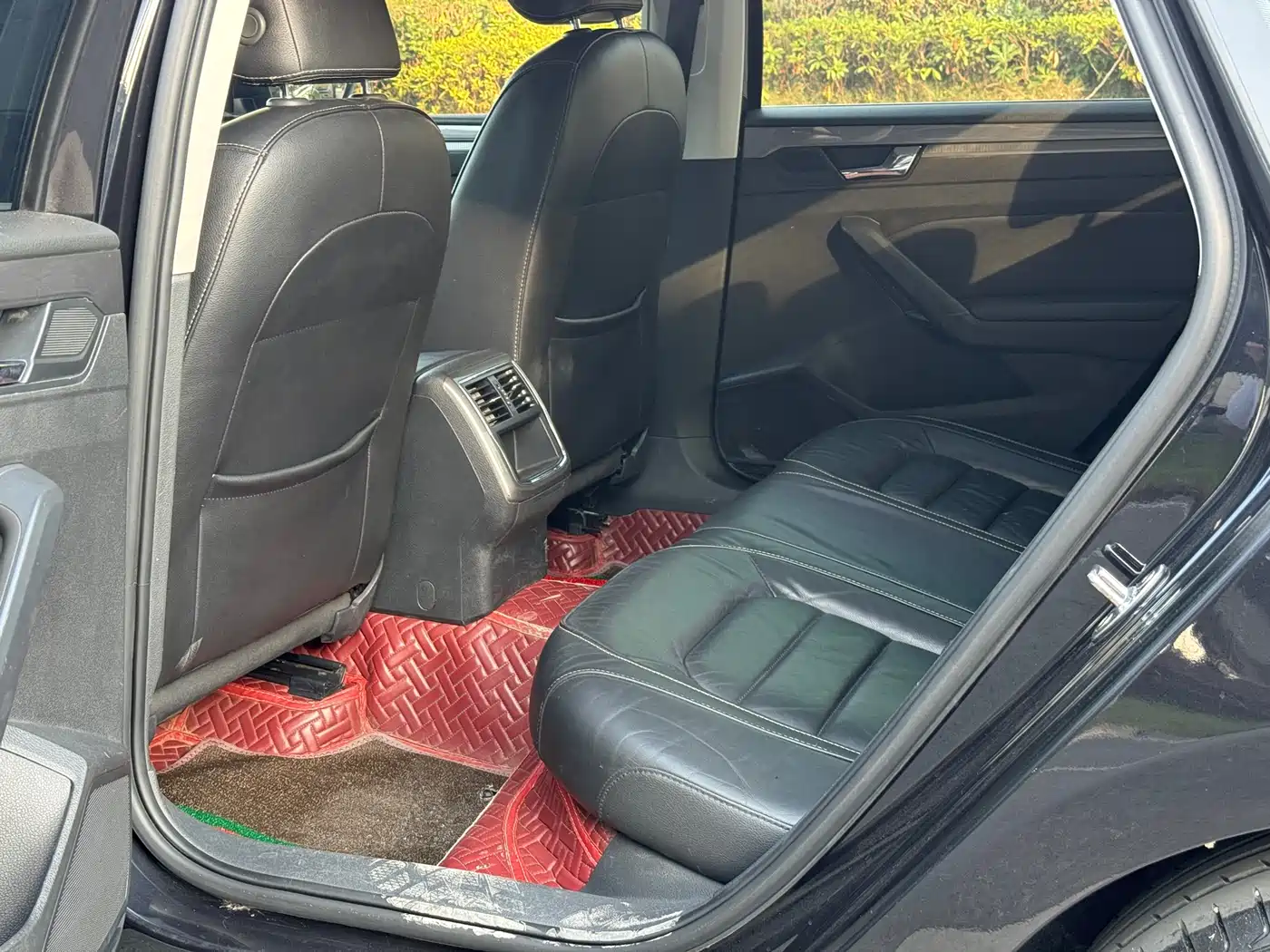 Volkswagen Passat 2017 280TSI DSG Prestige фото 11