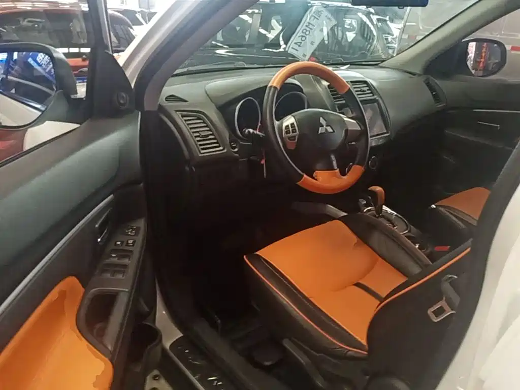 Mitsubishi ASX 2013 2.0L CVT 2WD Elite фото 16