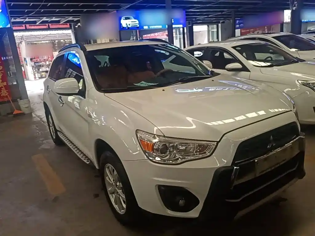 Mitsubishi ASX 2013 2.0L CVT 2WD Elite фото 4