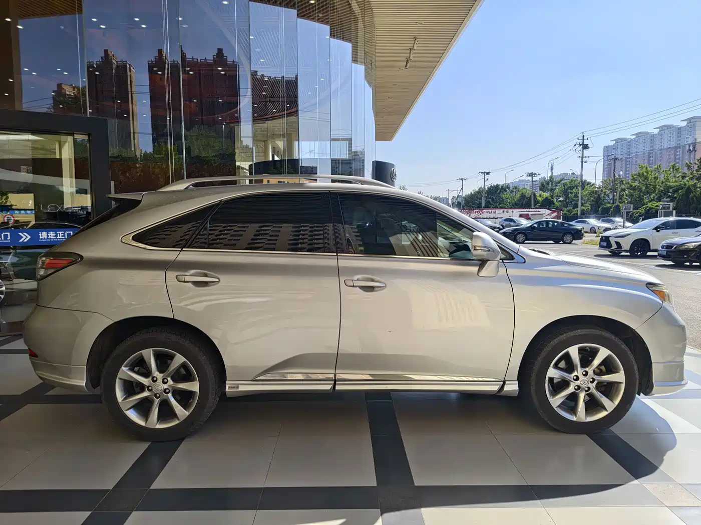 Lexus RX Classic 2010 2009 Model 350 Luxury Edition