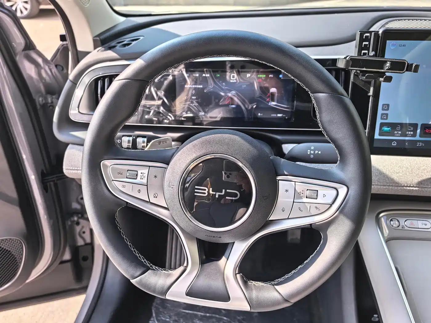 BYD Hai Shi 05 EV 2025 520KM Smart Navigation Edition фото 4