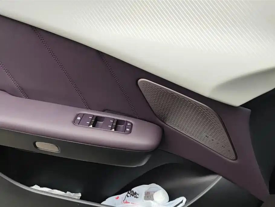 Mazda EZ-60 2025 Range-extender Base Model фото 7