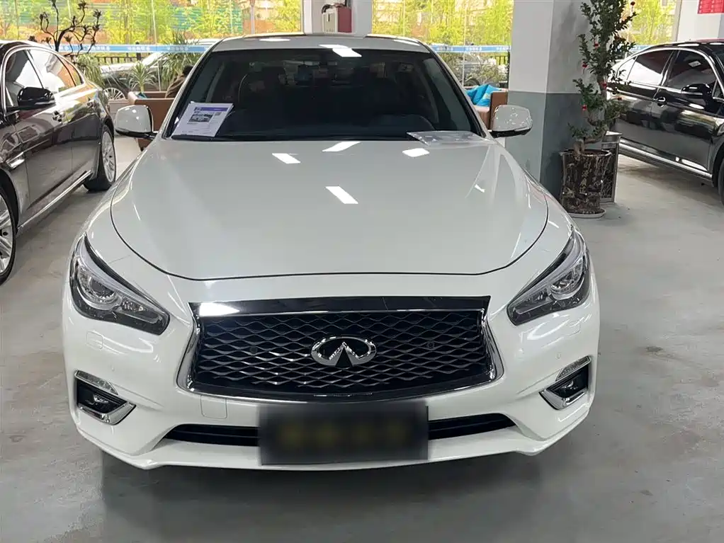 Infiniti Q50L 2021 2018 2.0T Premium Edition (China VI)