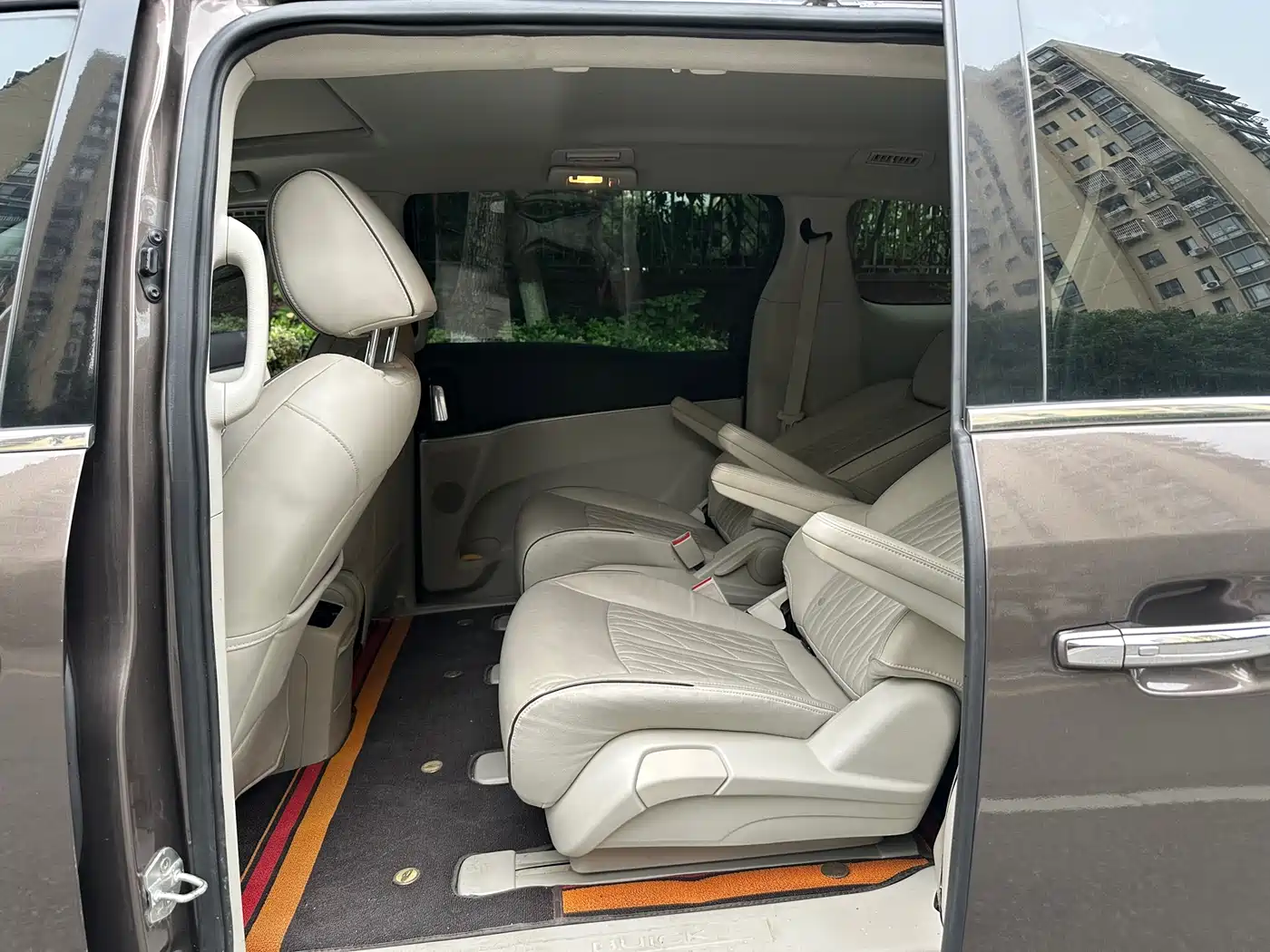 Buick GL8 2022 Land Business Class 652T Luxury фото 14