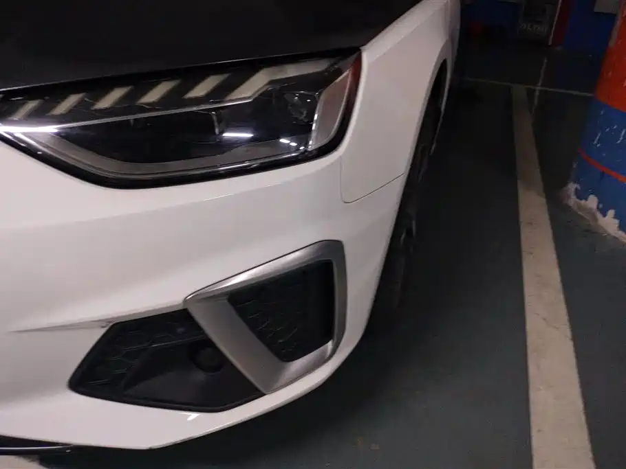 Audi A4L 2020 40 TFSI quattro Luxury Dynamic фото 5
