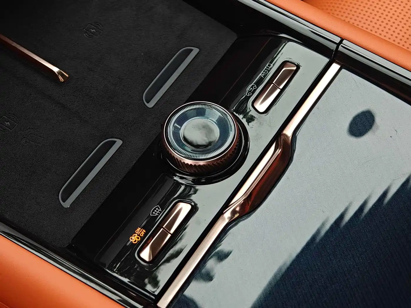 Lynk & Co 900 2025 2.0T Ultra фото 14