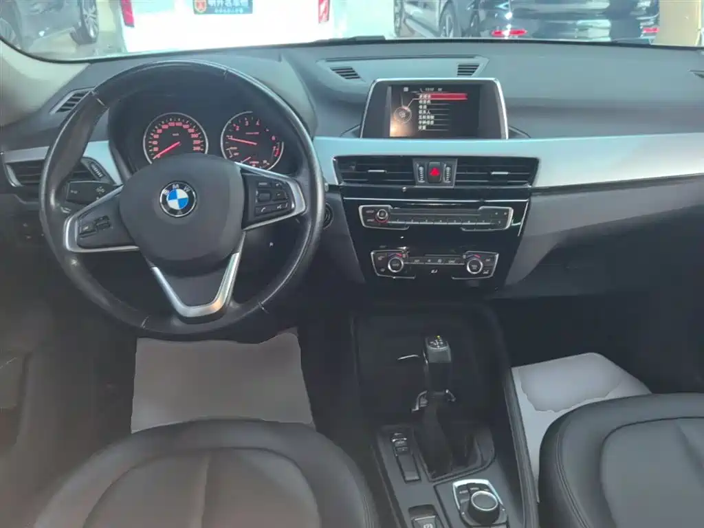 BMW X1 2016 sDrive18Li Fashion Model фото 10