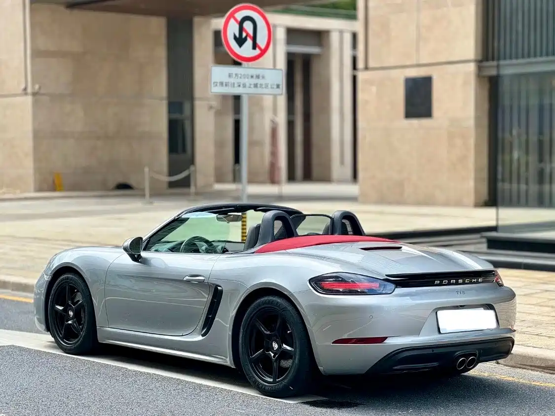 Porsche 718 2018 Boxster 2.0T фото 16